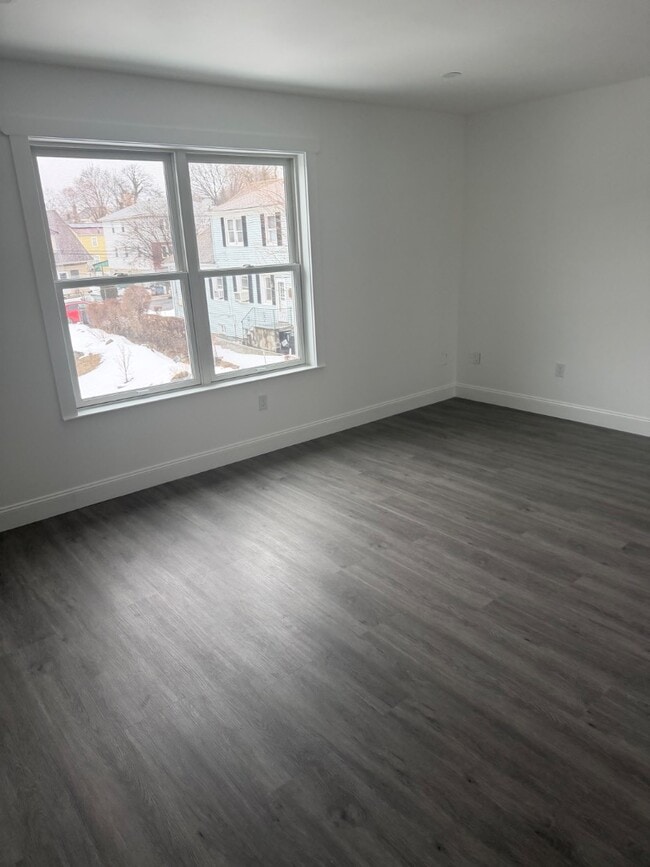 Building Photo - 15 Potomac St