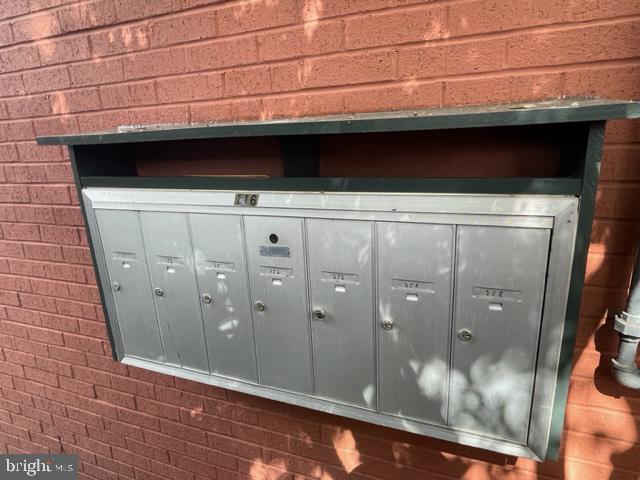 Building Photo - 116 N Indian Alley