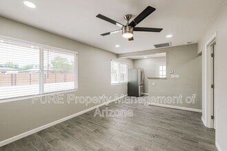 Building Photo - 3237 N 66th St