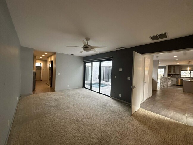 Building Photo - 4 Saturn Cir
