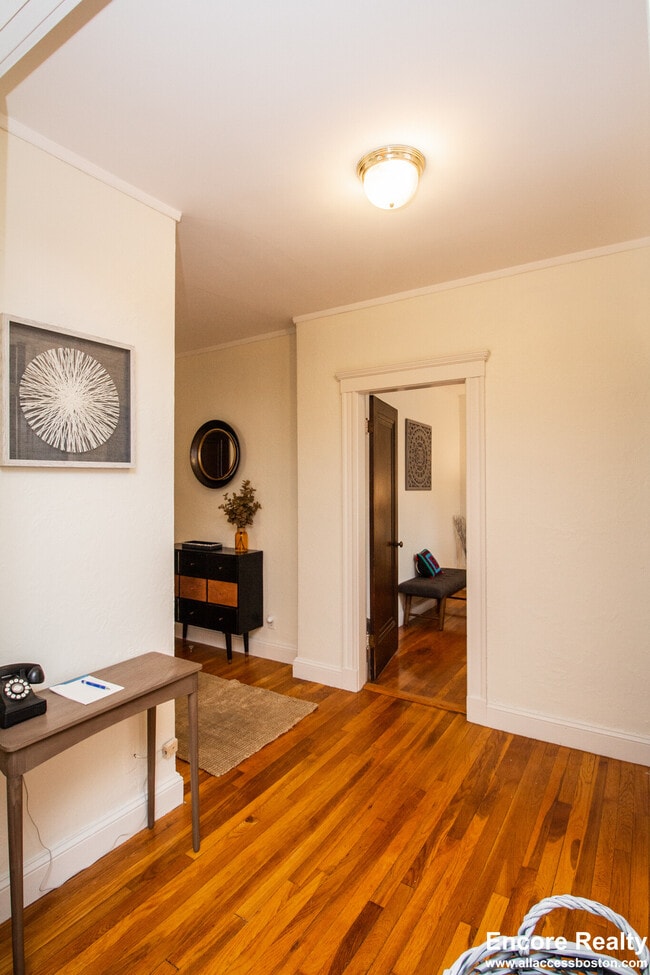 Building Photo - 1945 Commonwealth Ave