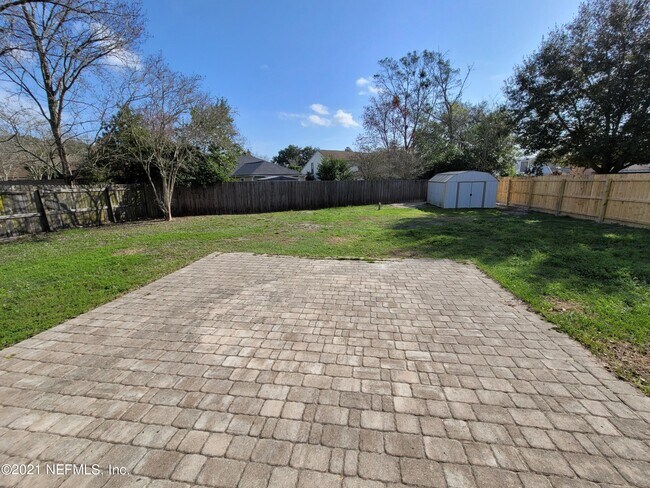 Building Photo - 8379 Chason Rd W