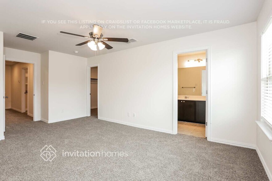 Building Photo - 836 Bonnet Trl