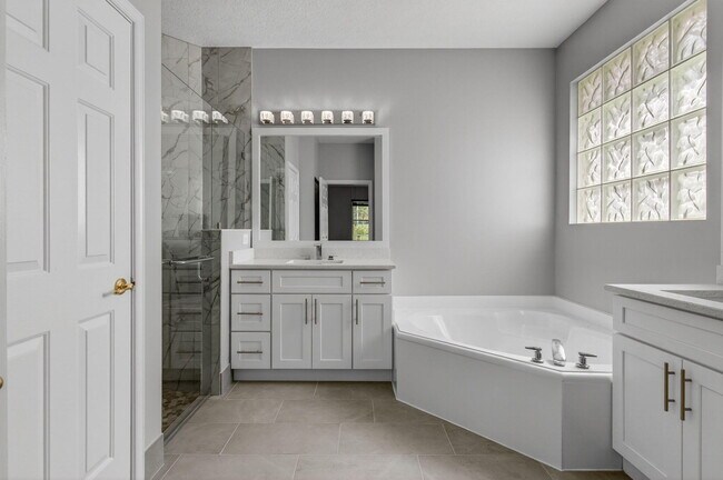 Building Photo - 7976 Monarch Ct