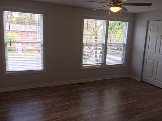 Building Photo - 889 Regal Path Lane