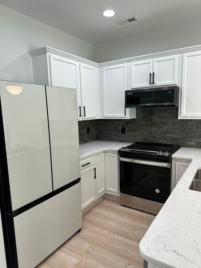 Building Photo - 4554 Exuma Ln