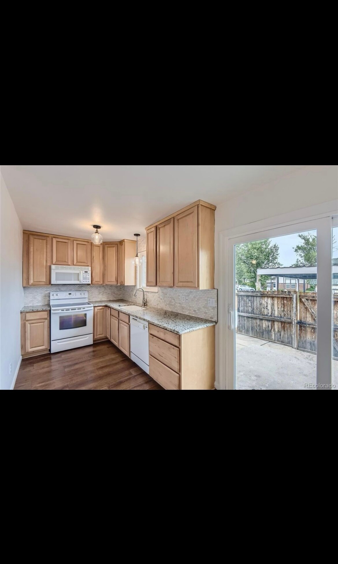 Kitchen - 7137 S Webster St