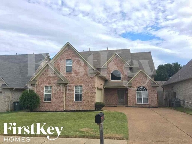 Building Photo - 6706 Einat Cove