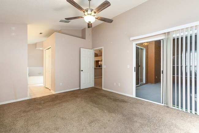 Building Photo - HEATHROW 3 BDRM HOME READY MID-AUGUST!