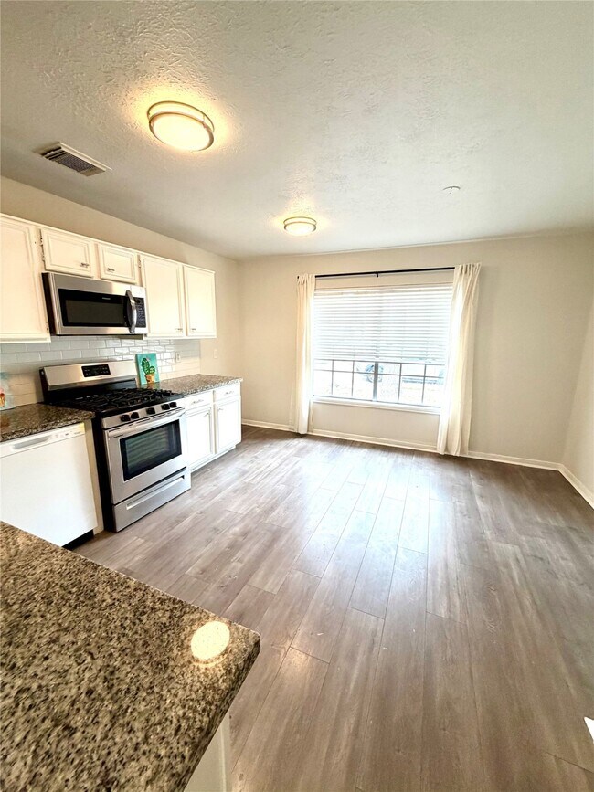 Building Photo - 19114 Indian Grass Dr