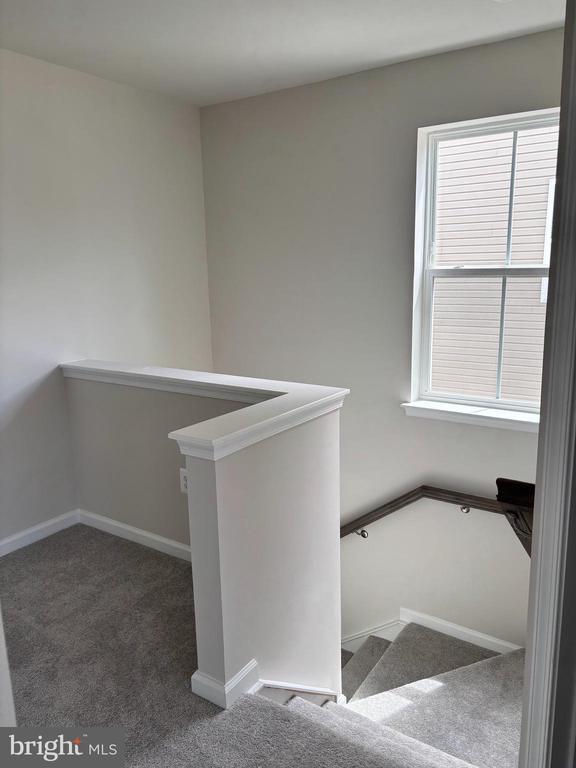 Building Photo - 293 Mineral Springs Rd