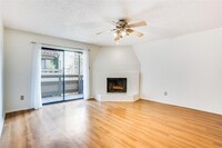 Building Photo - 7640 W Greenway Blvd