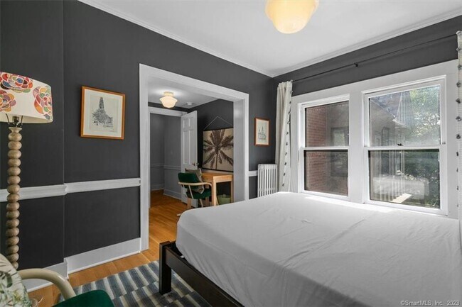 Building Photo - 20 Academy St