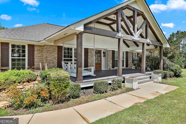 Building Photo - 620 Tri County Rd