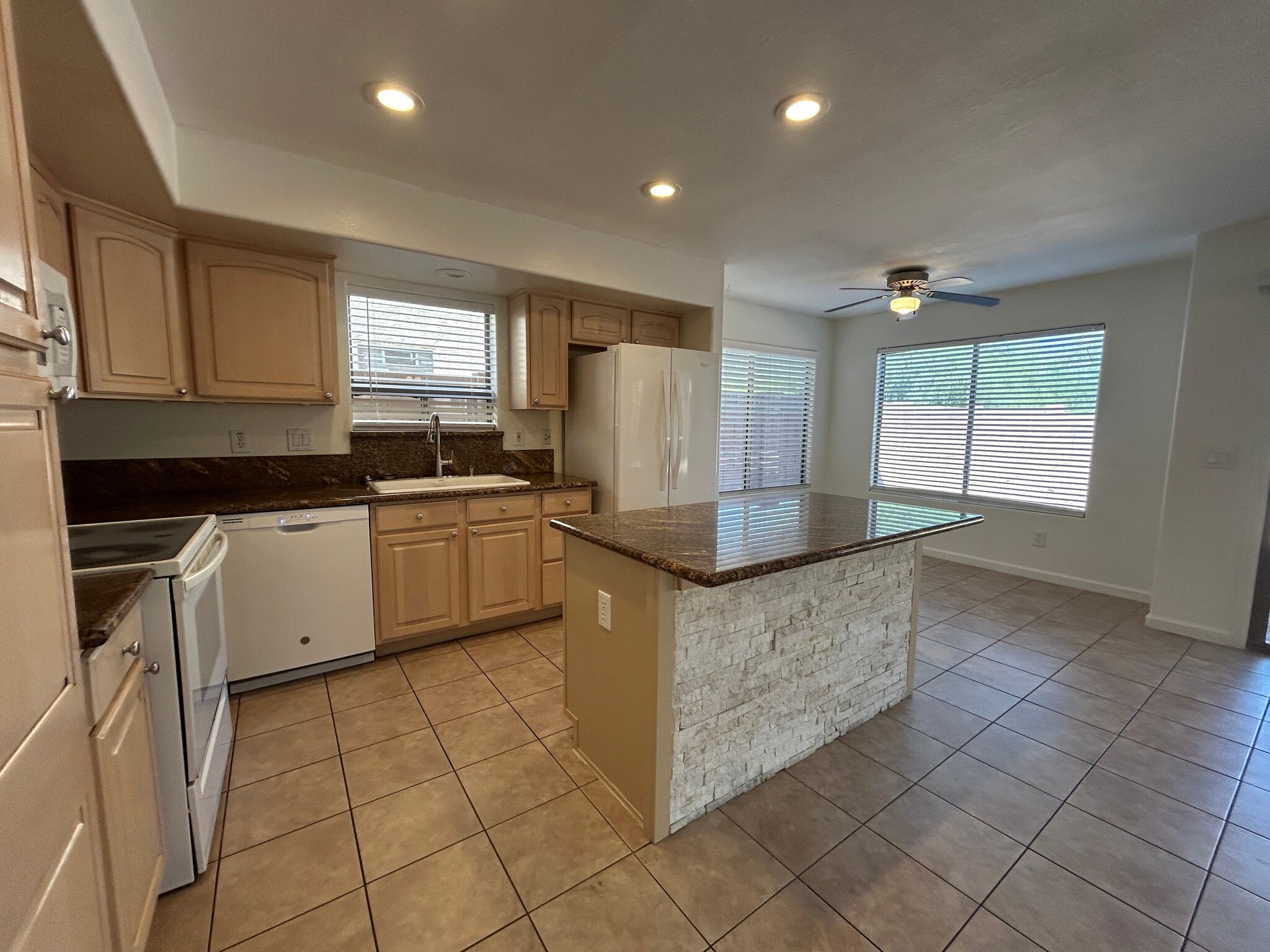 Building Photo - 27709 N 23rd Dr