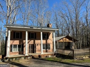 Building Photo - 1685 GA-54