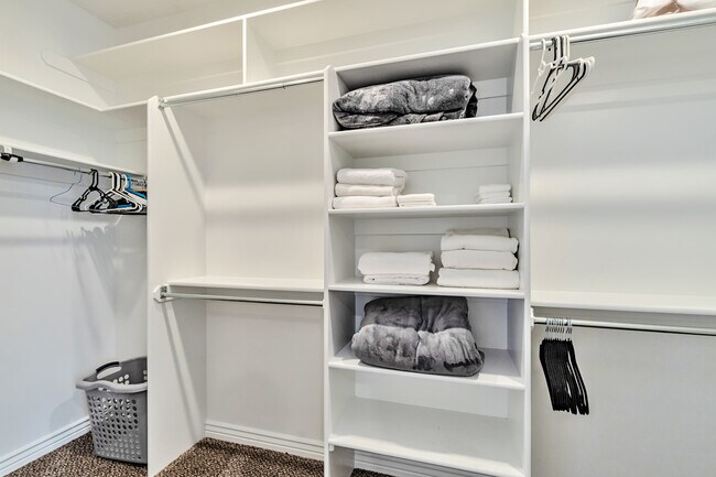 Building Photo - 1306 E 5250 S