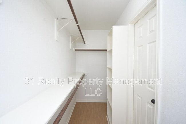 Building Photo - 10015 Bitternut Hickory Ln