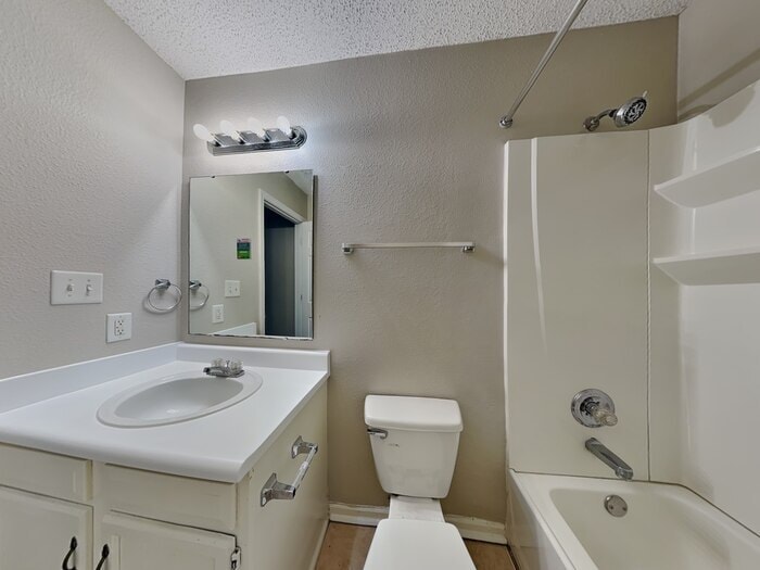 Building Photo - 409 Bridgestone Dr