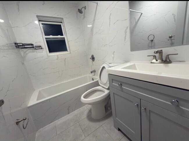 Building Photo - 126-03 172nd St