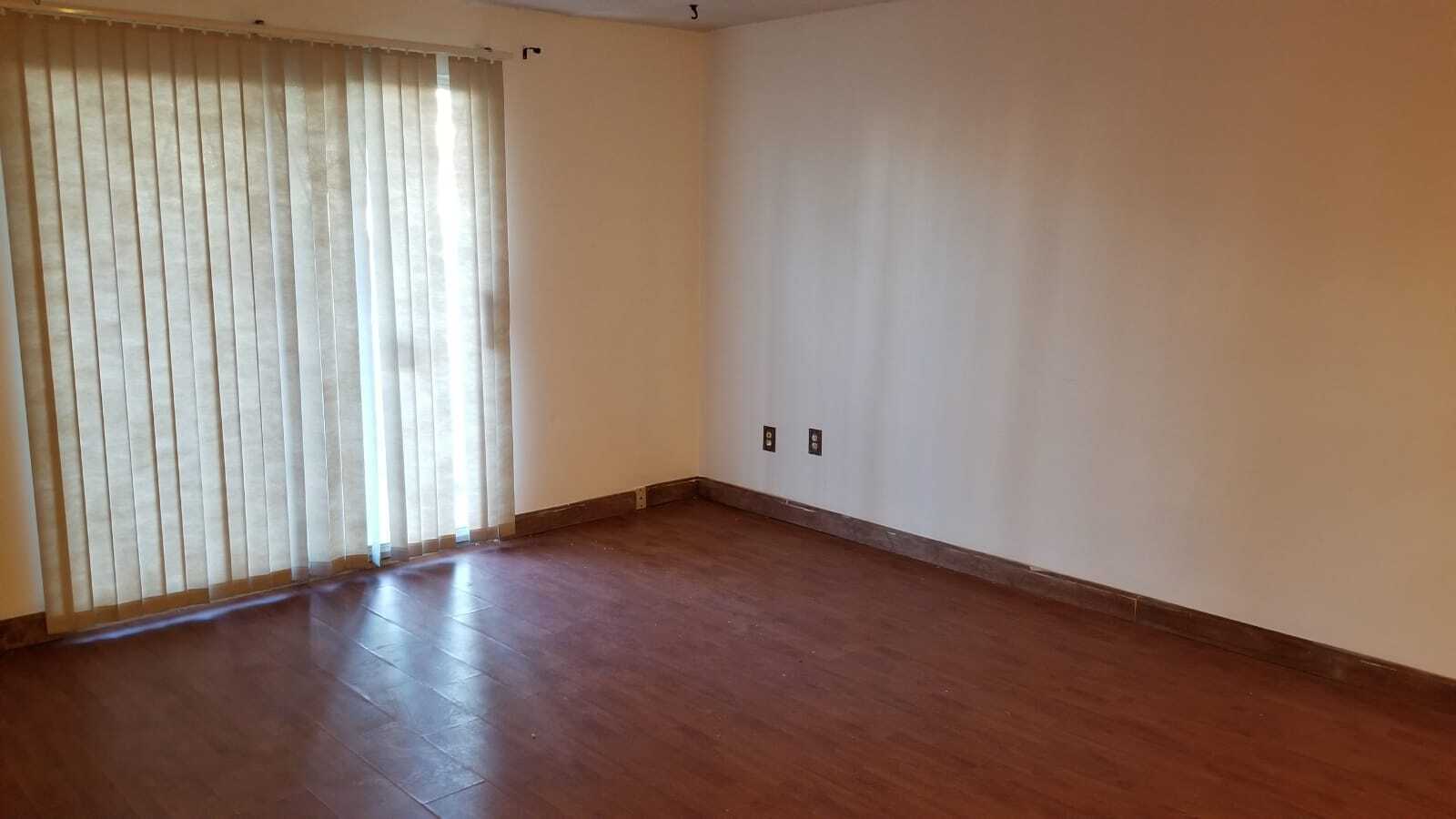 Building Photo - 23 Shadowbrook Ln