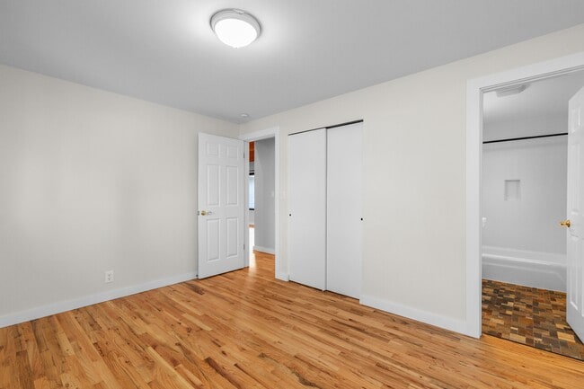 Building Photo - 7910 133rd Ave NE