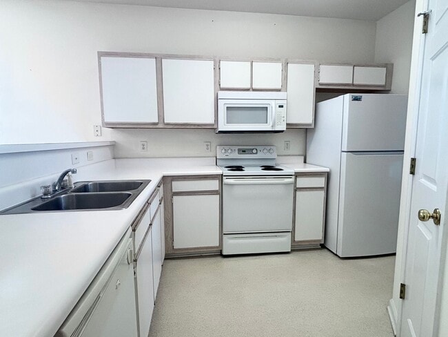 Building Photo - 7509 Moorhen Ln SW