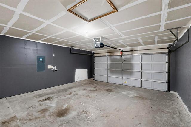 Building Photo - 9120 Sun Haven Way