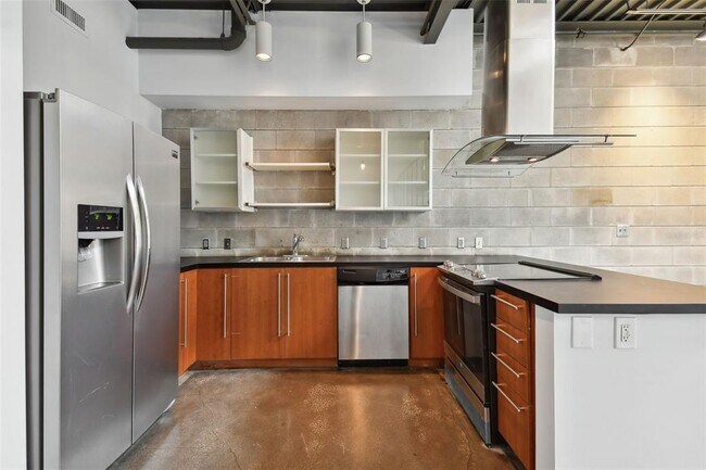 Building Photo - 217 N 12th St