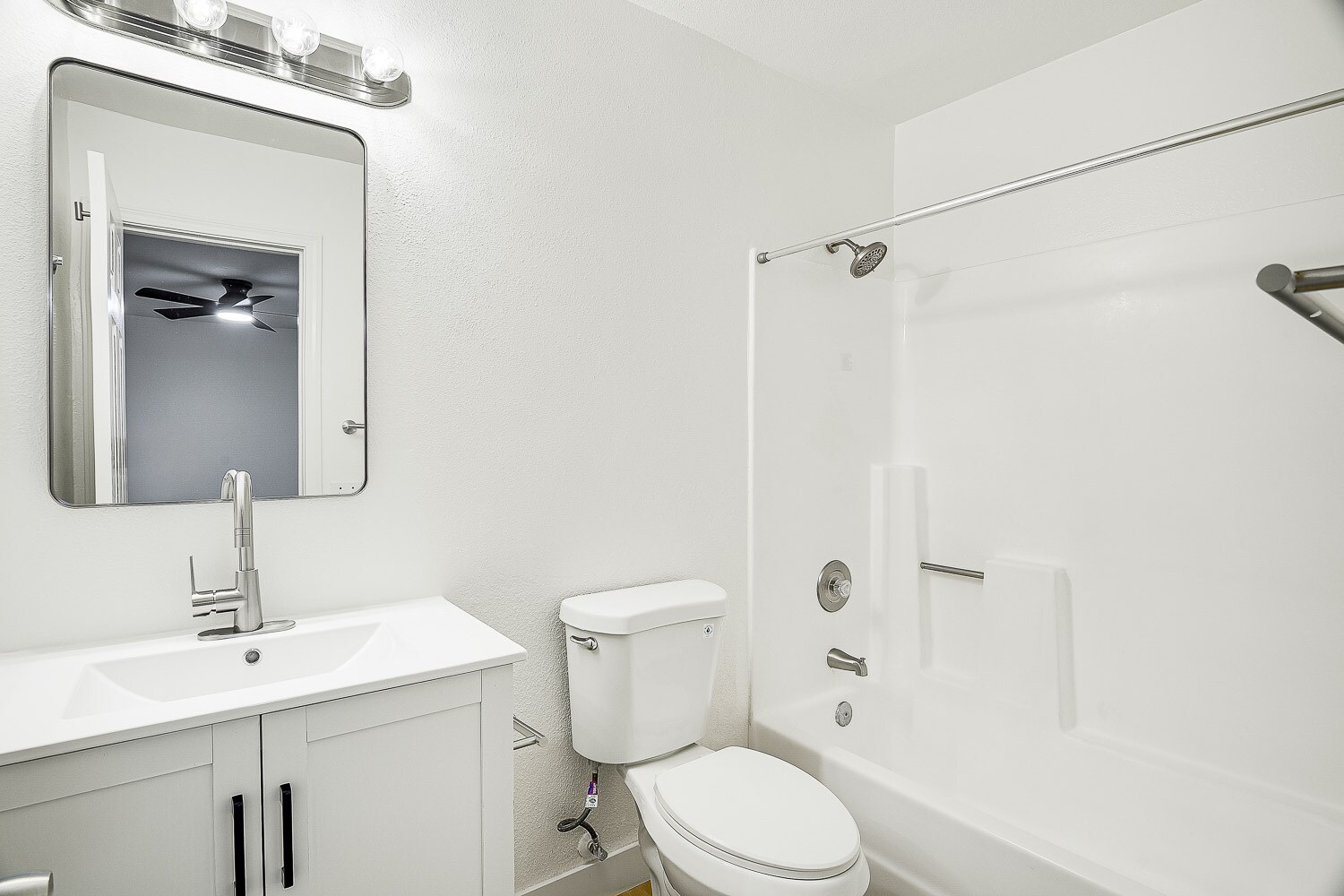 Building Photo - 4485 Alabama St