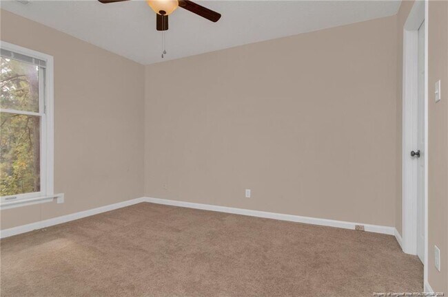 Building Photo - 353 Bahama Loop