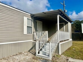 Building Photo - 20677 N Navasota St