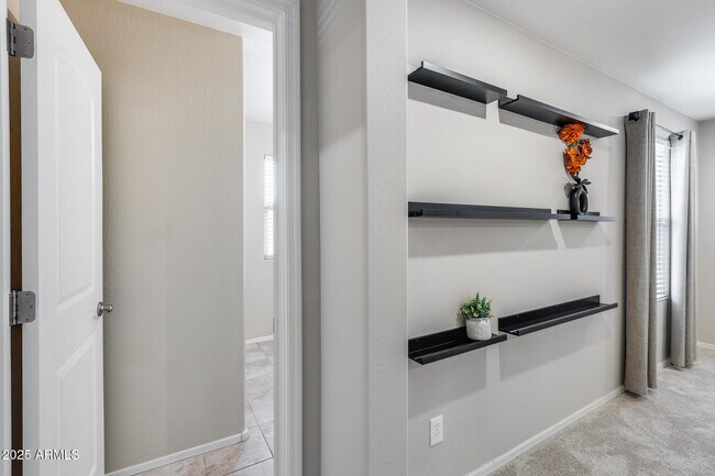 Building Photo - 6853 E Posada Cir