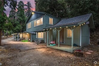 Building Photo - 39581 Canyon Dr