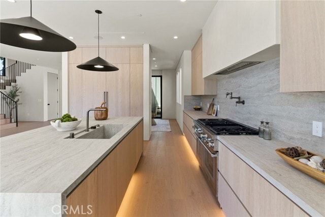 Building Photo - 14738 Otsego St