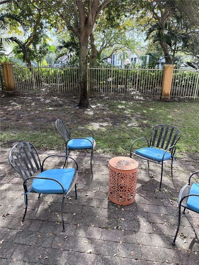 Building Photo - 10686 SW 8th St