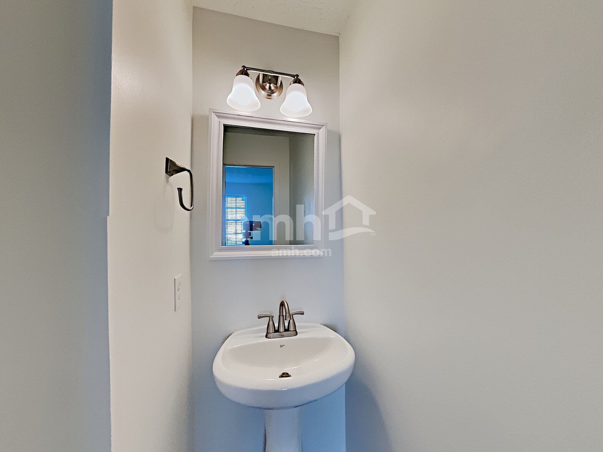 Building Photo - 2999 Storybook Ln