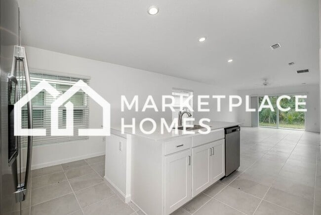 Building Photo - 1625 Diablo Cir SW