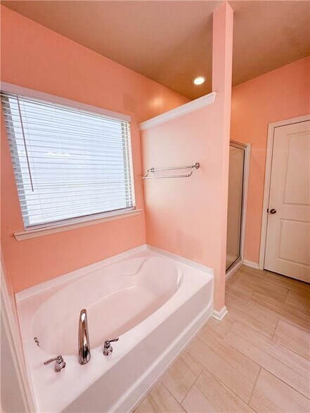 Building Photo - 198 Hardy Water Dr SE