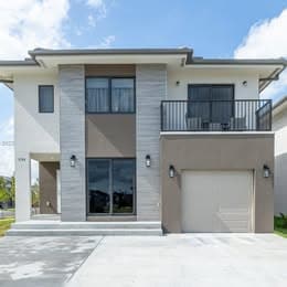 Building Photo - 1184 NW 2nd Ln