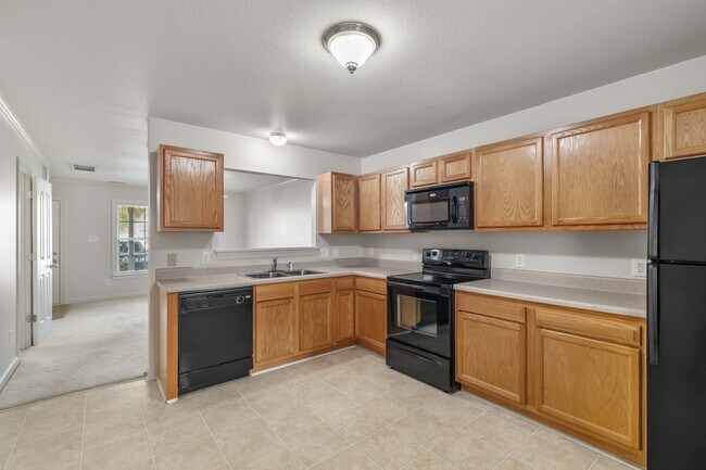 Building Photo - 403 Springwood Dr