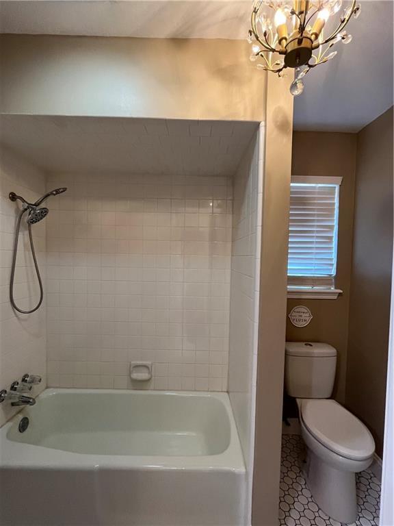 Building Photo - 1304 Pine Oak Dr