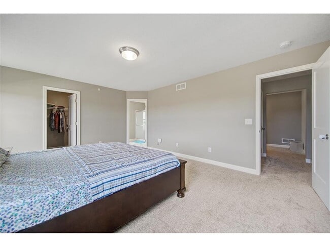 Building Photo - 7291 Alvarado Ln N