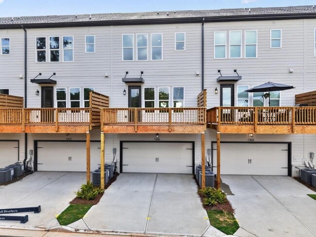 Building Photo - 1308 Koa Ct
