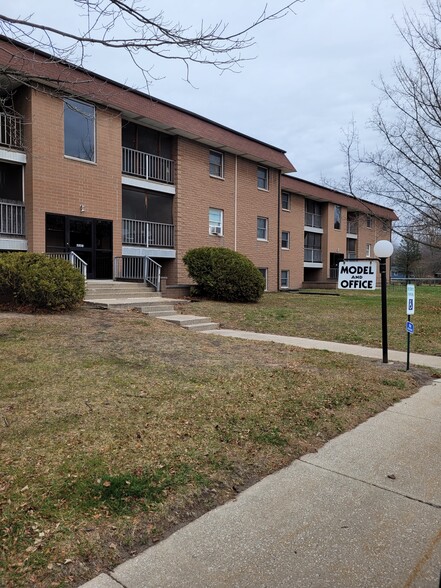 Primary Photo - Coolspring Estates Apartments