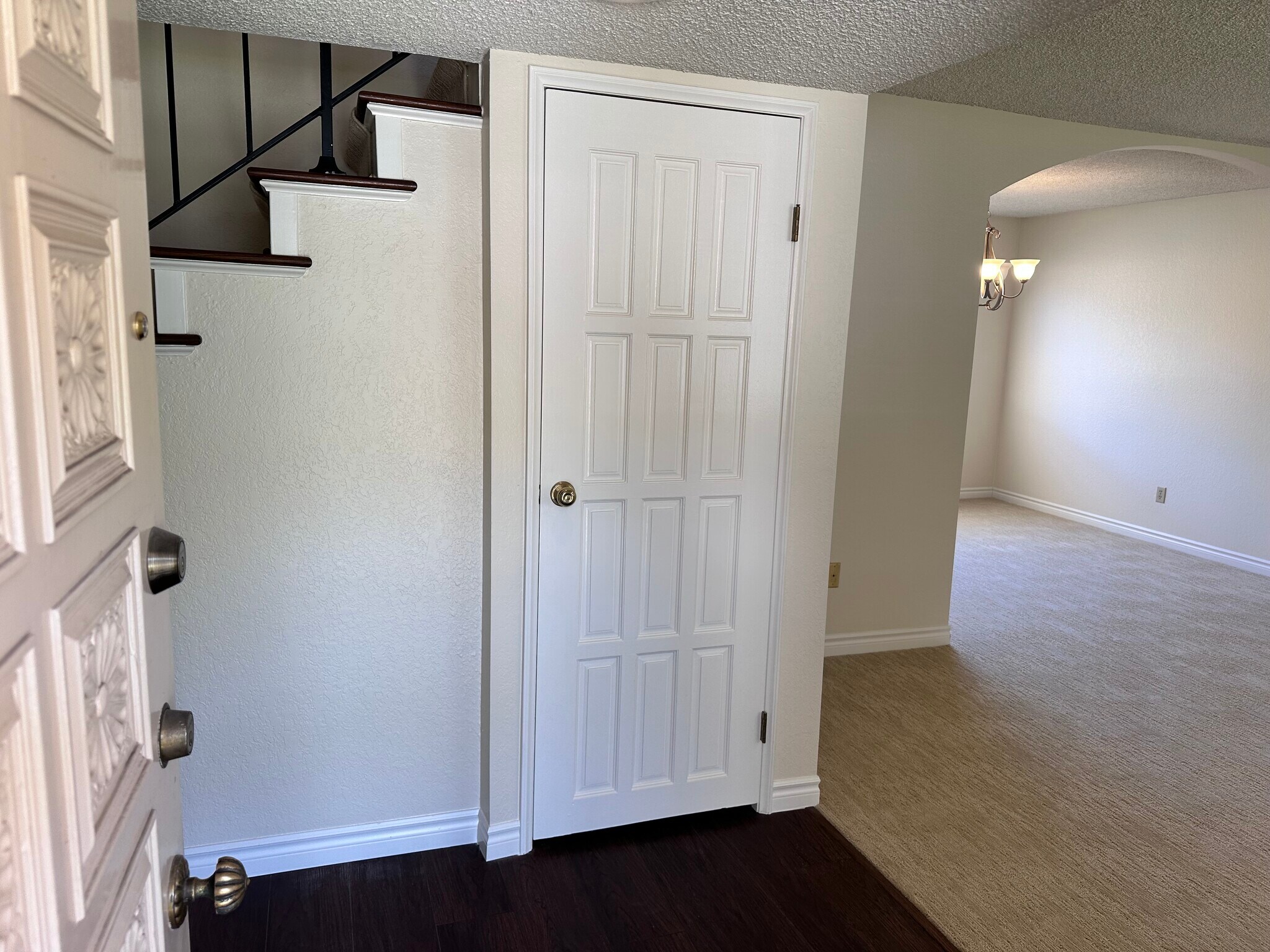Building Photo - 3218 Tannencrest Dr