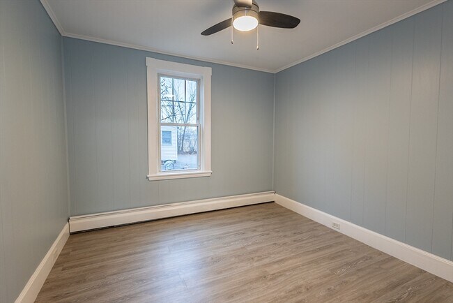 Building Photo - 210 North St