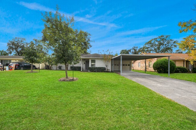 Building Photo - 9535 Vogue Ln