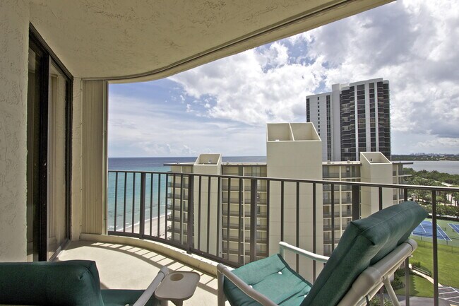Building Photo - 5420 N Ocean Ave