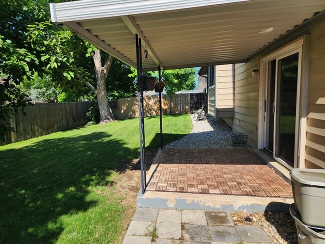 Building Photo - 7834 Greenbriar Cir